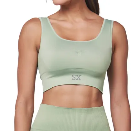 Detalle del conjunto seamless color salvia